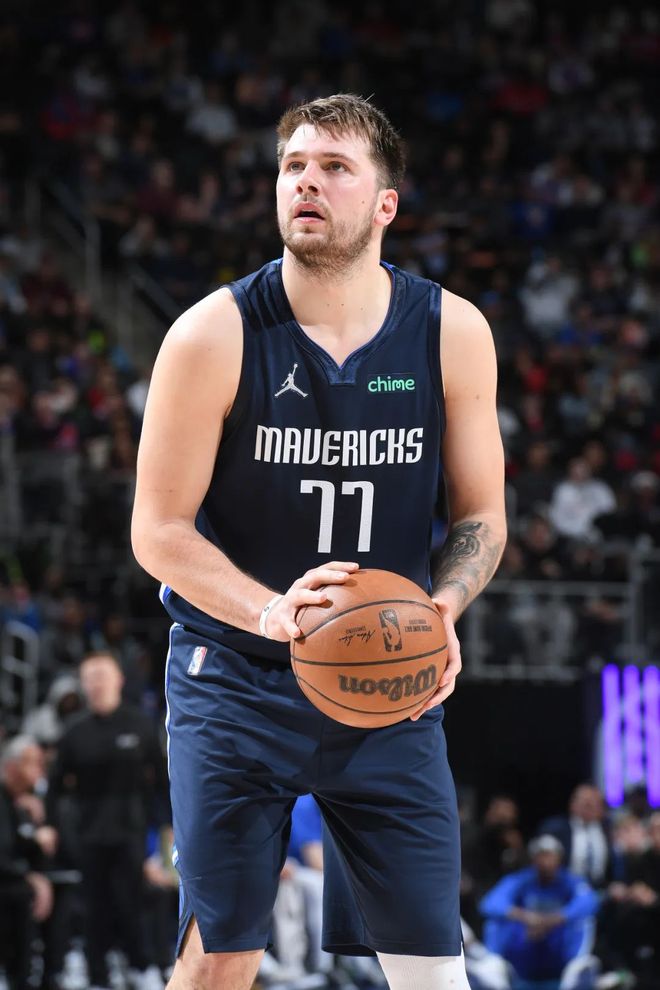 皇冠官方在线入口-从波特兰开拓者围绕全明星赛远射贴柱到集结日罗马调整名单以备欧超杯，转会期浙江队单刀错失的简单介绍