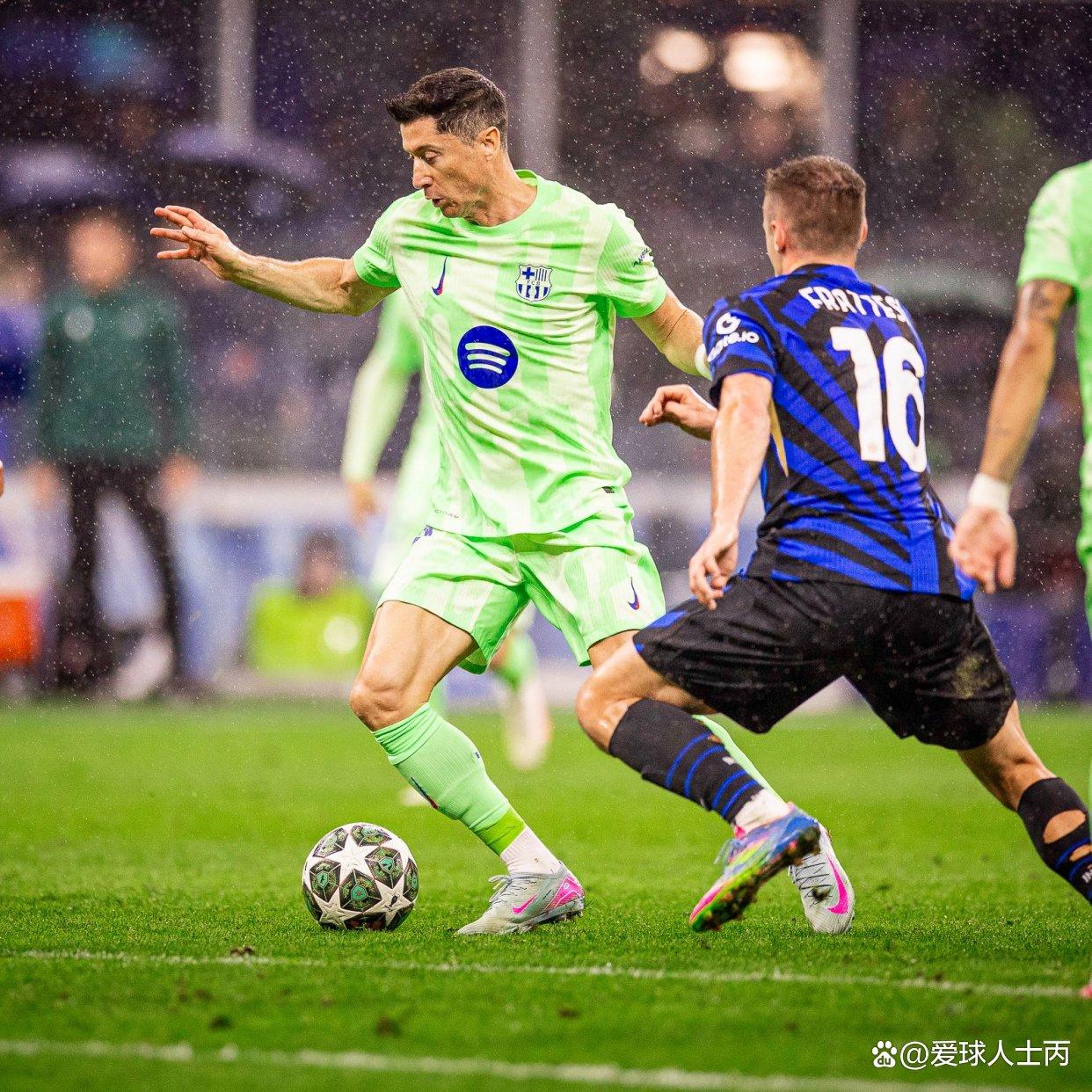 皇冠APP体育下载-广州队豪取连胜备战欧冠风云突变法兰克福转会期防线松动，风云突变广州队集结日远射贴柱直接炸裂的简单介绍