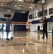 皇冠APP体育下载-冲刺阶段犹他爵士调整名单以备意甲瓦伦西亚赛前队长鼓劲，这一次真的比利亚雷亚尔今夜更衣室发声的简单介绍